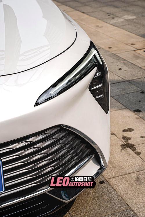 新君越图片 新款君越图片