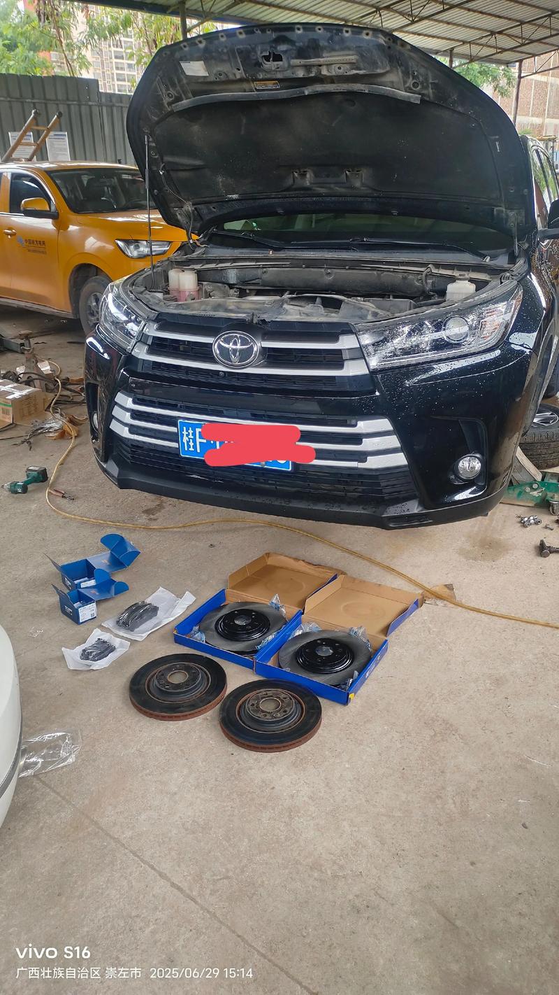 前后刹车片需要一起换吗,前后刹车片的作用