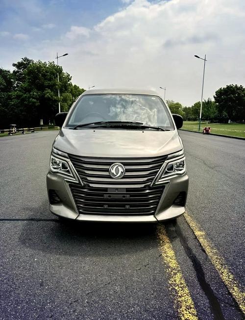 东风风行7座多少钱一辆,东风风行7座多少钱一辆新车