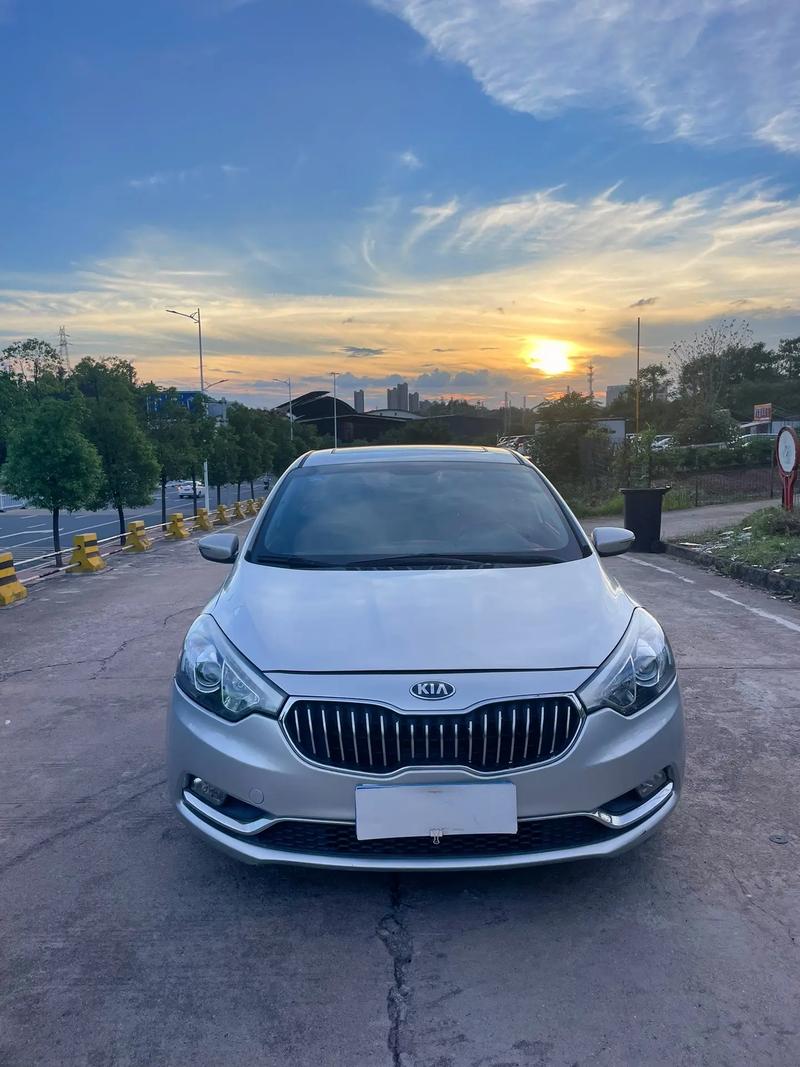 起亚k3六万多就能买到(起亚k3估价)