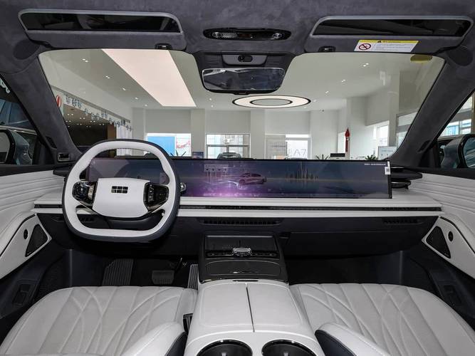 吉利e8配置参数 吉利ec8价格及图片