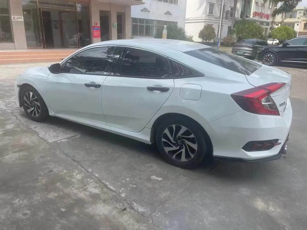 思域多少钱一辆价格表 思域价格大概多少钱