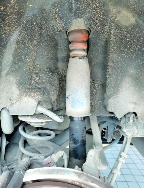 减震坏掉最明显的表现／减震坏了的表现