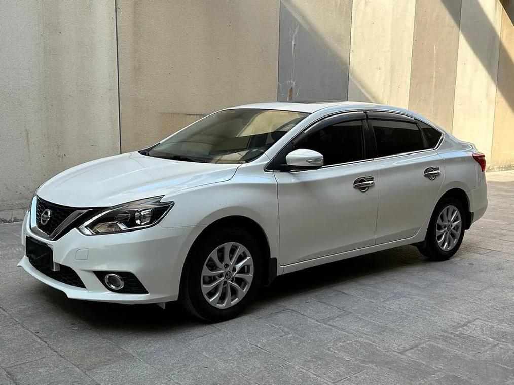 日产经典轩逸图片 东风日产经典轩逸图片