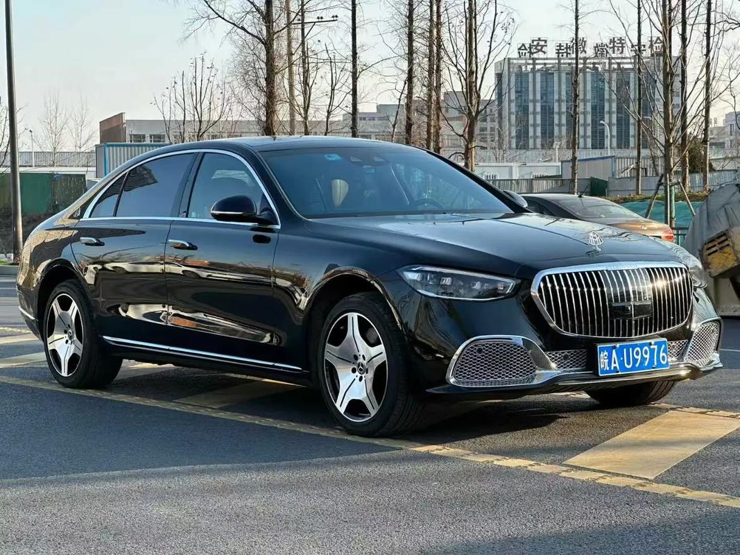 【奔驰s400l就是迈巴赫吗,奔驰s400是迈巴赫么】