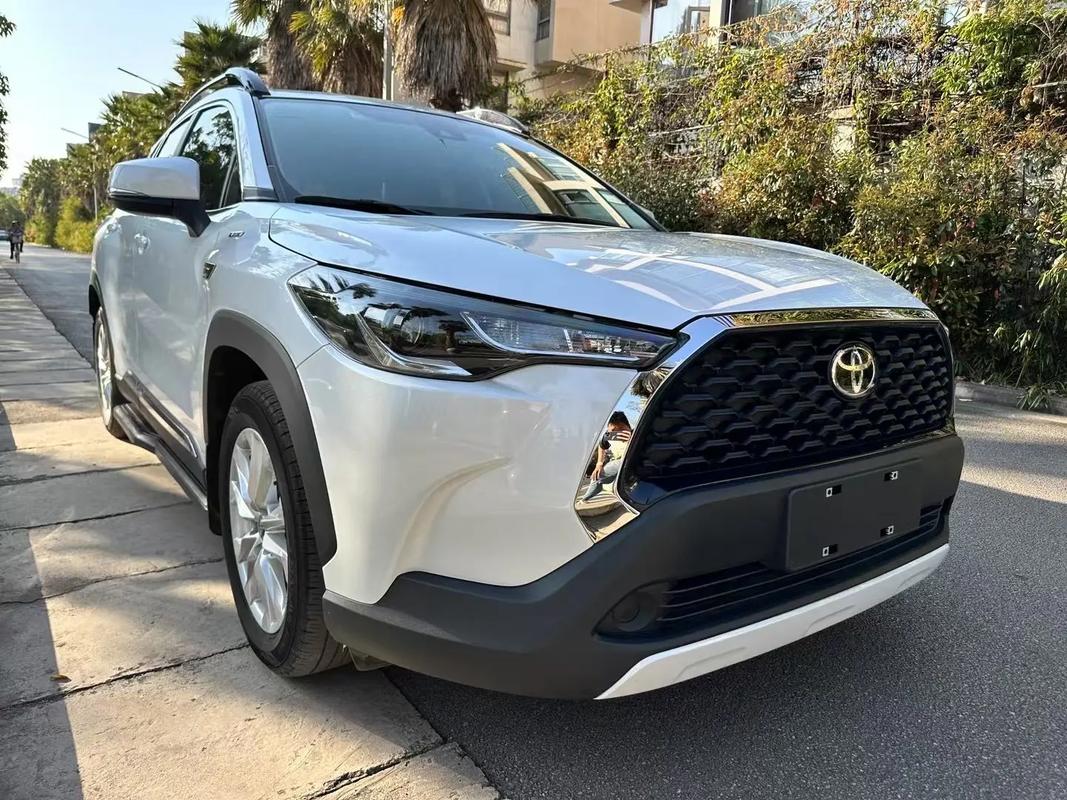 丰田卡罗拉锐放2022款怎么样 丰田卡罗拉rv4价格