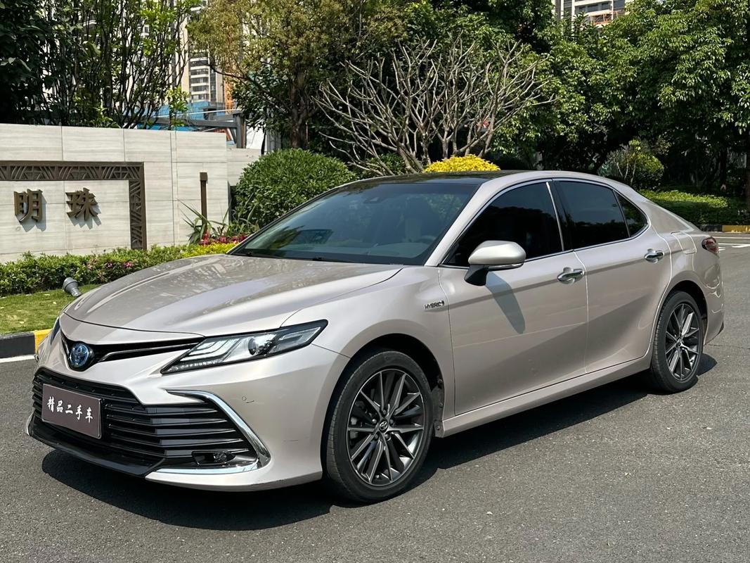 为啥凯美瑞2022年降价了／凯美瑞为什么价格那么稳固不降价