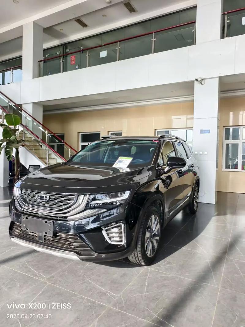 吉利豪情7座suv报价图片,吉利豪情7座suv报价图片大全