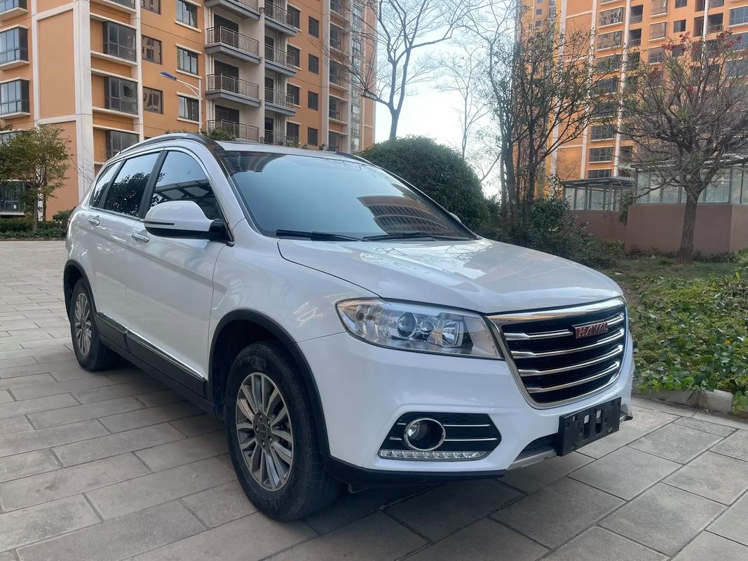 哈弗h62017款报价及图片(哈弗h6价格15t2017年)