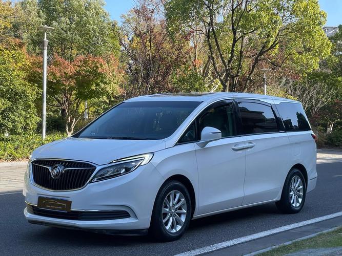 新款别克gl8图片,新款别克gl8报价及图片