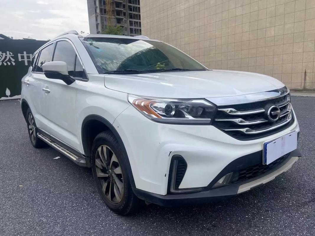 18款传祺gs3报价及图片(18款广汽传祺gs4图片)