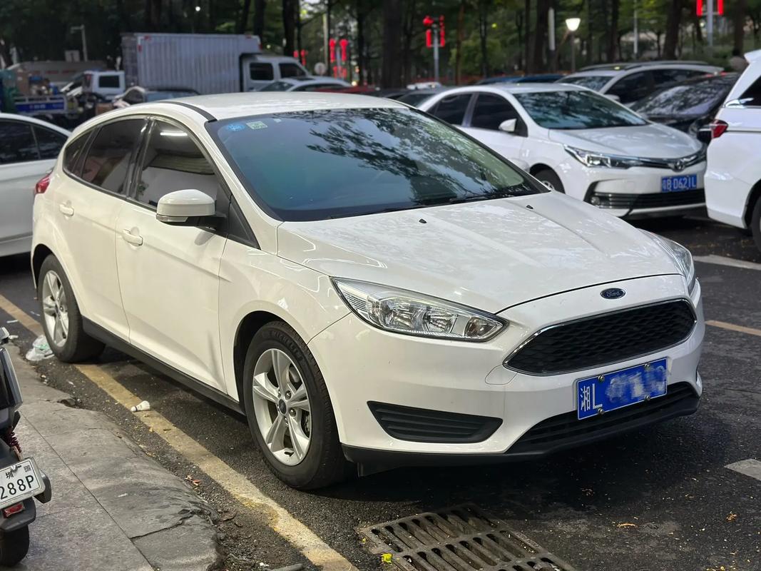 2018款福特福克斯两厢,2018款福特福克斯两厢多少钱